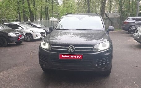Volkswagen Touareg III, 2013 год, 2 800 000 рублей, 1 фотография