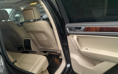 Volkswagen Touareg III, 2013 год, 2 800 000 рублей, 9 фотография