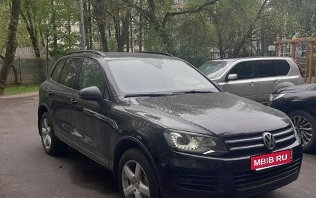 Volkswagen Touareg III, 2013 год, 2 800 000 рублей, 2 фотография