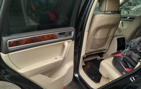 Volkswagen Touareg III, 2013 год, 2 800 000 рублей, 10 фотография