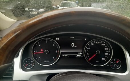 Volkswagen Touareg III, 2013 год, 2 800 000 рублей, 21 фотография
