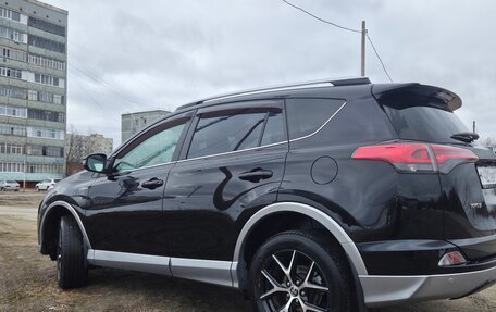 Toyota RAV4, 2016 год, 2 600 000 рублей, 6 фотография