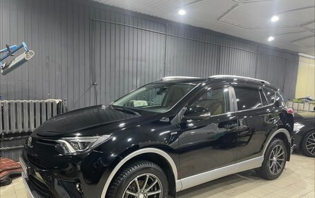Toyota RAV4, 2016 год, 2 600 000 рублей, 24 фотография