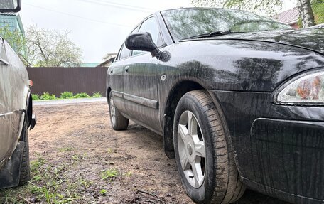 Mitsubishi Carisma I, 2001 год, 245 000 рублей, 3 фотография