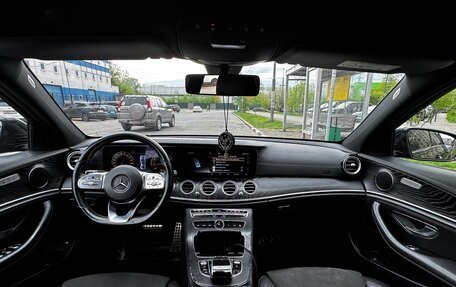 Mercedes-Benz E-Класс, 2019 год, 3 550 000 рублей, 11 фотография