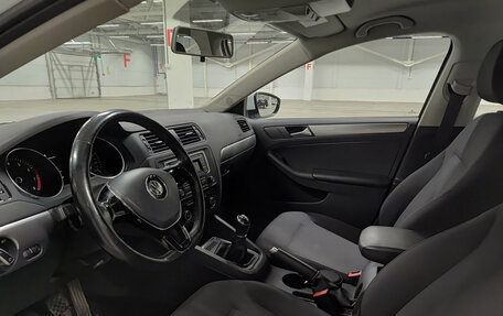Volkswagen Jetta VI, 2016 год, 1 200 000 рублей, 20 фотография