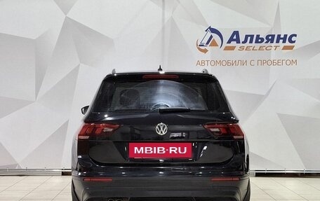 Volkswagen Tiguan II, 2017 год, 1 950 000 рублей, 4 фотография