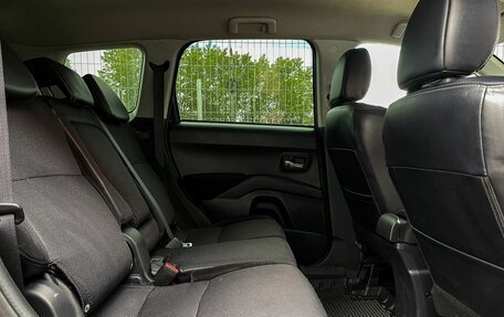 Peugeot 4007, 2011 год, 1 079 000 рублей, 13 фотография