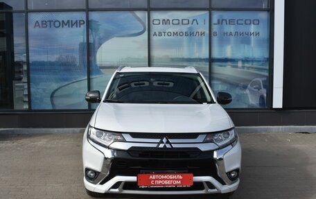 Mitsubishi Outlander III рестайлинг 3, 2022 год, 2 885 000 рублей, 2 фотография