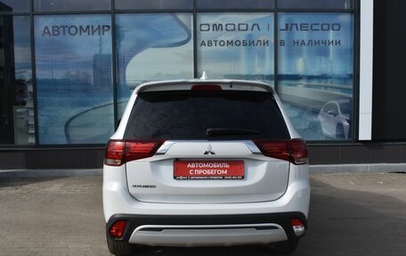 Mitsubishi Outlander III рестайлинг 3, 2022 год, 2 885 000 рублей, 6 фотография