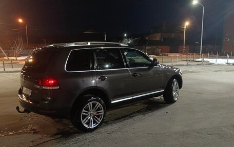 Volkswagen Touareg III, 2009 год, 890 000 рублей, 2 фотография