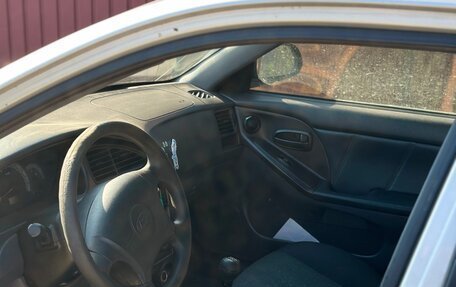 Hyundai Elantra III, 2001 год, 200 000 рублей, 7 фотография