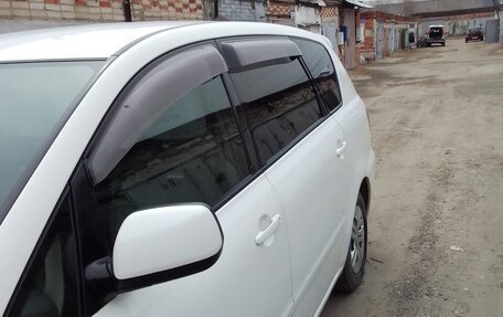 Toyota Ipsum II, 2001 год, 800 000 рублей, 3 фотография