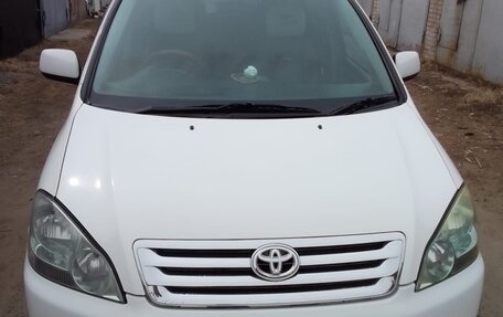 Toyota Ipsum II, 2001 год, 800 000 рублей, 2 фотография