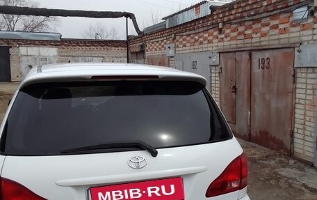 Toyota Ipsum II, 2001 год, 800 000 рублей, 9 фотография