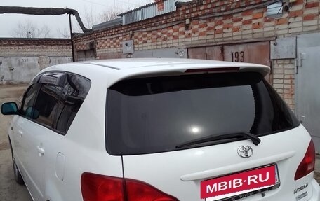 Toyota Ipsum II, 2001 год, 800 000 рублей, 8 фотография