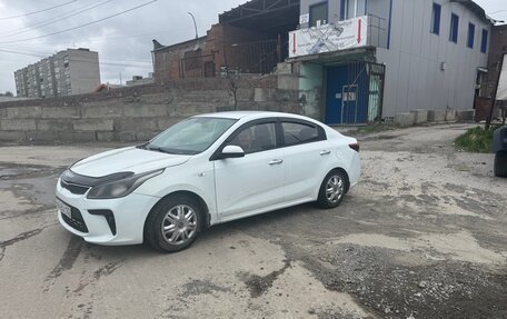 KIA Rio IV, 2019 год, 1 350 000 рублей, 2 фотография