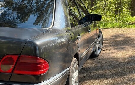 Mercedes-Benz E-Класс, 1995 год, 330 000 рублей, 8 фотография