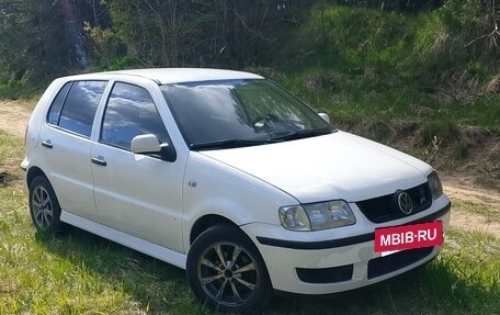 Volkswagen Polo III рестайлинг, 2001 год, 145 000 рублей, 3 фотография