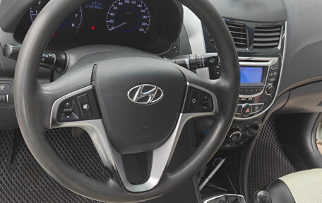 Hyundai Solaris II рестайлинг, 2013 год, 550 000 рублей, 10 фотография