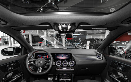 Mercedes-Benz GLA, 2024 год, 6 500 000 рублей, 12 фотография