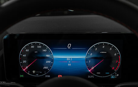 Mercedes-Benz GLA, 2024 год, 6 500 000 рублей, 13 фотография