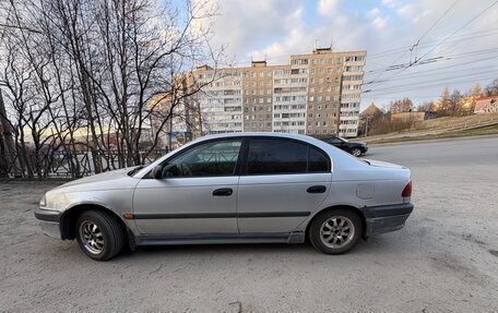 Toyota Avensis III рестайлинг, 1998 год, 130 000 рублей, 7 фотография