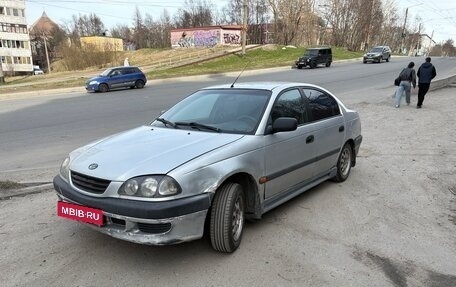 Toyota Avensis III рестайлинг, 1998 год, 130 000 рублей, 3 фотография