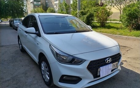 Hyundai Solaris II рестайлинг, 2020 год, 1 700 000 рублей, 8 фотография
