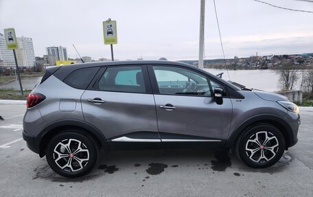 Renault Kaptur I рестайлинг, 2018 год, 1 416 000 рублей, 5 фотография