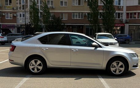 Skoda Octavia, 2019 год, 1 790 000 рублей, 4 фотография