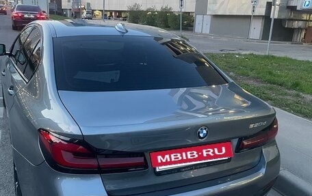 BMW 5 серия, 2019 год, 2 600 000 рублей, 2 фотография