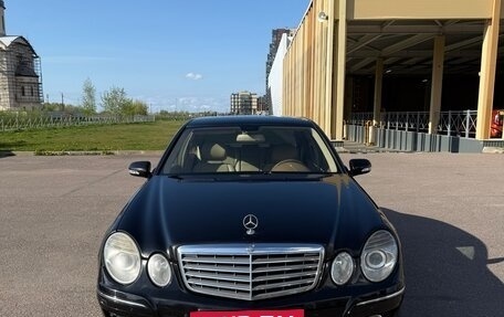 Mercedes-Benz E-Класс, 2008 год, 700 000 рублей, 2 фотография