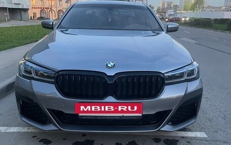 BMW 5 серия, 2019 год, 2 600 000 рублей, 5 фотография