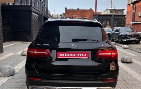 Mercedes-Benz GLC, 2018 год, 3 300 000 рублей, 10 фотография