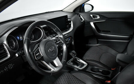 KIA cee'd III, 2020 год, 1 880 000 рублей, 9 фотография