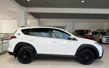 Toyota RAV4, 2018 год, 2 699 000 рублей, 4 фотография