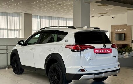 Toyota RAV4, 2018 год, 2 699 000 рублей, 5 фотография