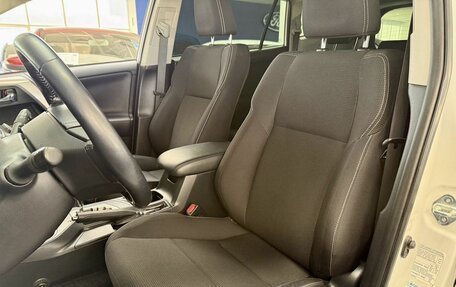 Toyota RAV4, 2018 год, 2 699 000 рублей, 27 фотография