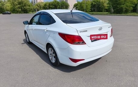 Hyundai Solaris II рестайлинг, 2014 год, 680 000 рублей, 7 фотография