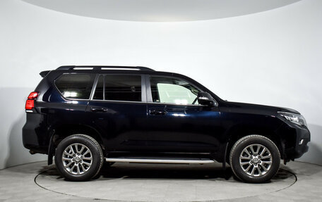 Toyota Land Cruiser Prado 150 рестайлинг 2, 2019 год, 5 450 000 рублей, 4 фотография