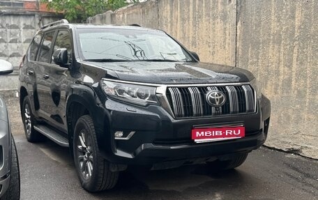 Toyota Land Cruiser Prado 150 рестайлинг 2, 2018 год, 4 170 000 рублей, 1 фотография