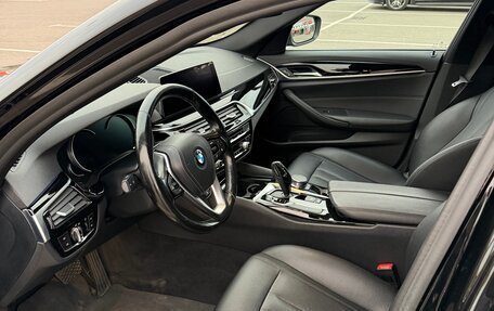 BMW 5 серия, 2019 год, 2 550 000 рублей, 6 фотография