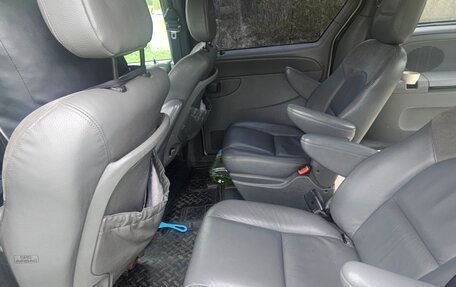 Chrysler Voyager IV, 2003 год, 650 000 рублей, 15 фотография