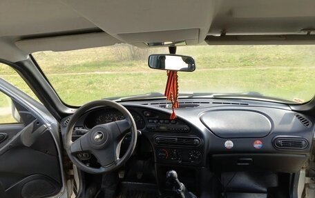 Chevrolet Niva I рестайлинг, 2010 год, 260 000 рублей, 4 фотография