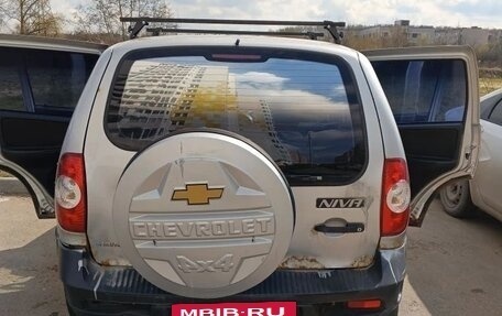 Chevrolet Niva I рестайлинг, 2010 год, 260 000 рублей, 7 фотография