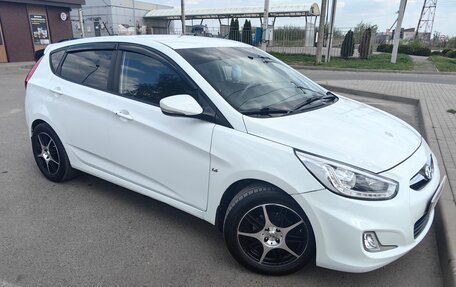 Hyundai Solaris II рестайлинг, 2014 год, 1 200 000 рублей, 6 фотография