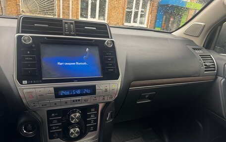 Toyota Land Cruiser Prado 150 рестайлинг 2, 2018 год, 4 170 000 рублей, 7 фотография