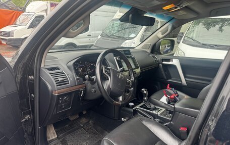 Toyota Land Cruiser Prado 150 рестайлинг 2, 2018 год, 4 170 000 рублей, 10 фотография