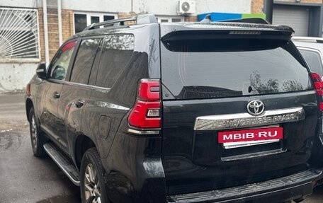 Toyota Land Cruiser Prado 150 рестайлинг 2, 2018 год, 4 170 000 рублей, 6 фотография